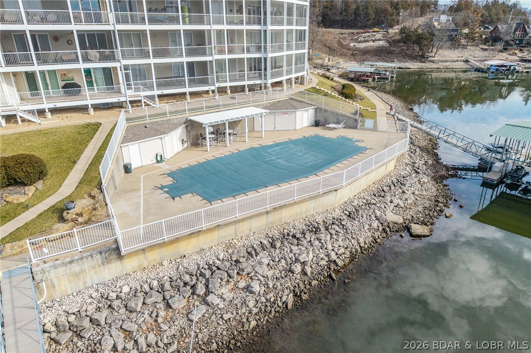 Windgate On The Lake Condo - Residential