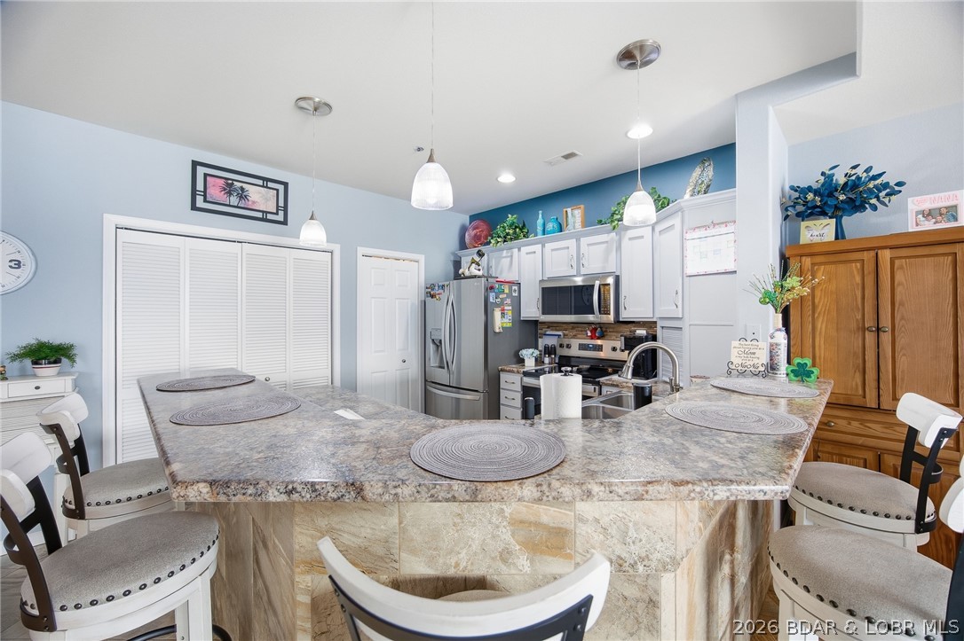 Windgate On The Lake Condo - Residential