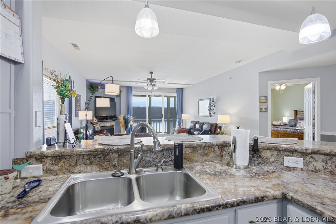 Windgate On The Lake Condo - Residential