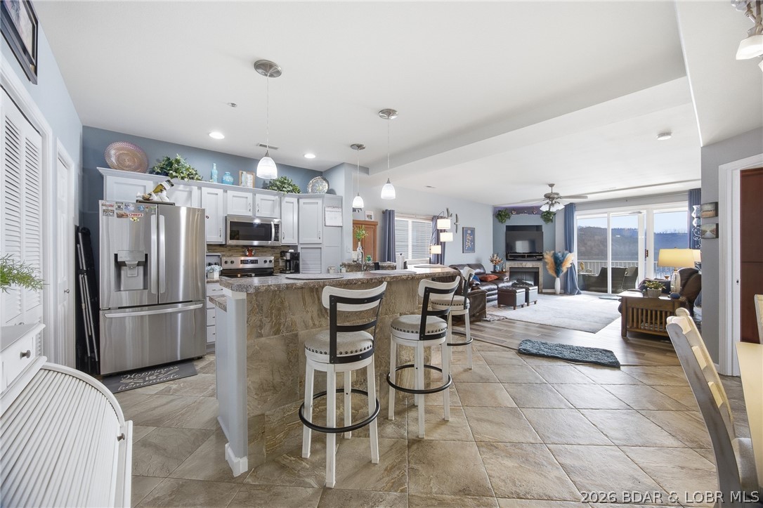 Windgate On The Lake Condo - Residential