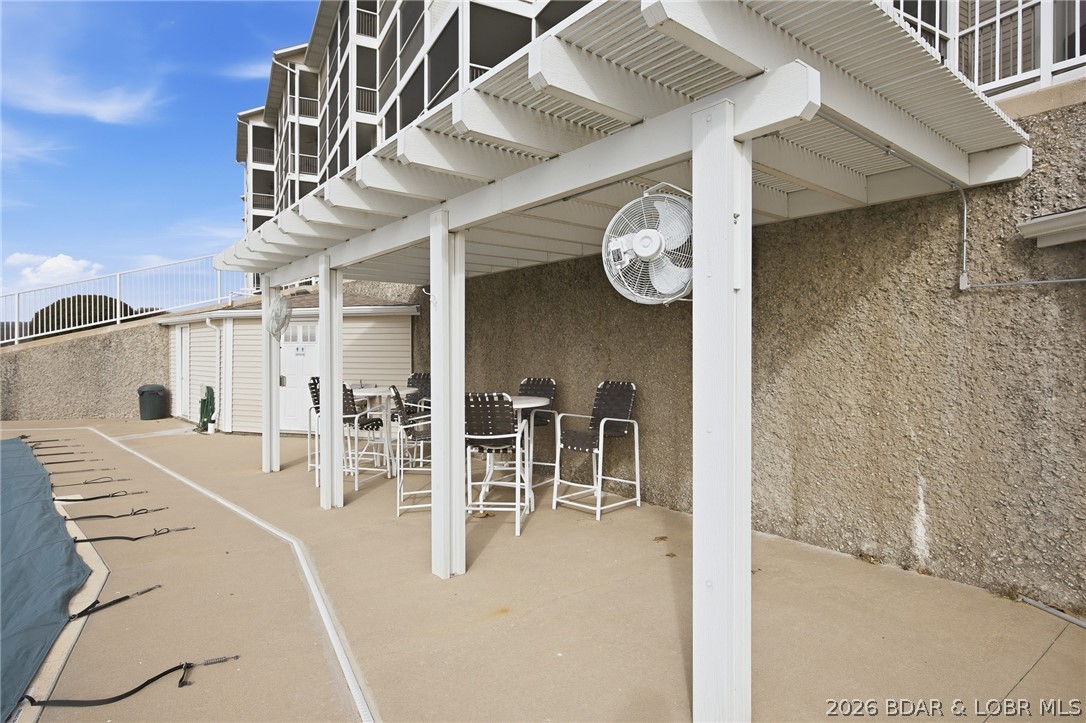 Windgate On The Lake Condo - Residential