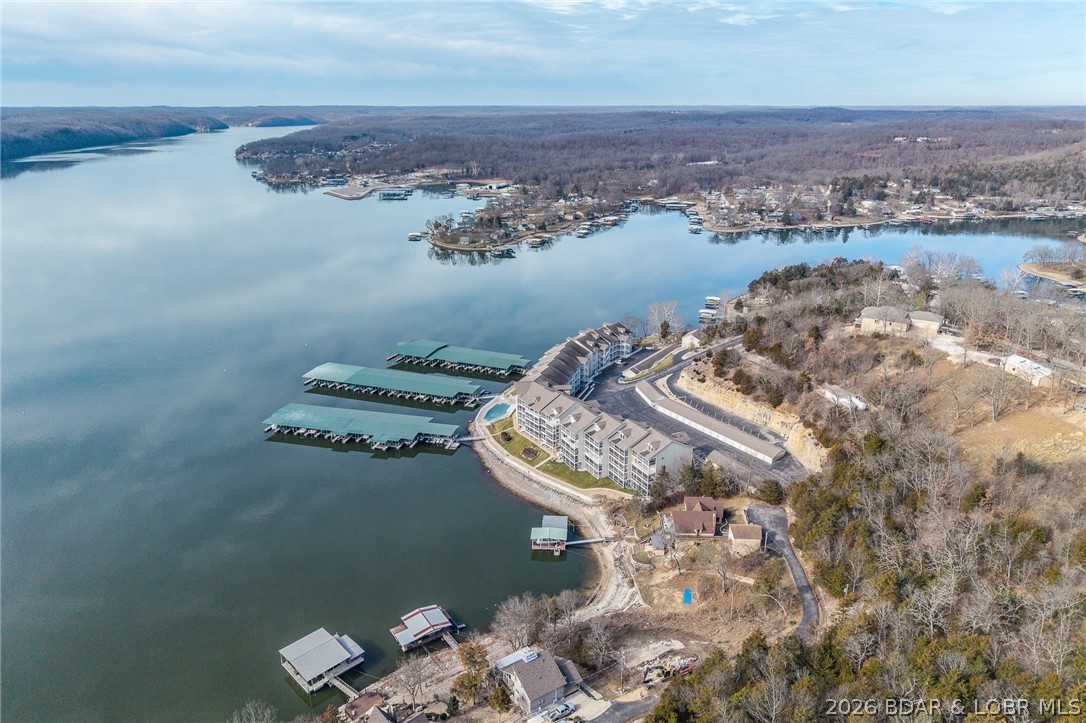 Windgate On The Lake Condo - Residential