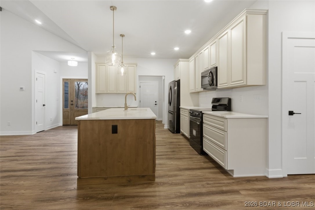 Champions Run - Residential