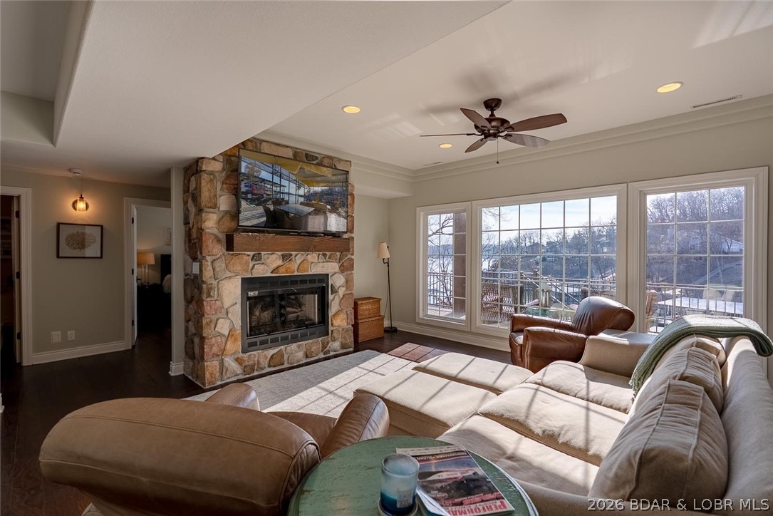 Palisades Point #4 - Residential