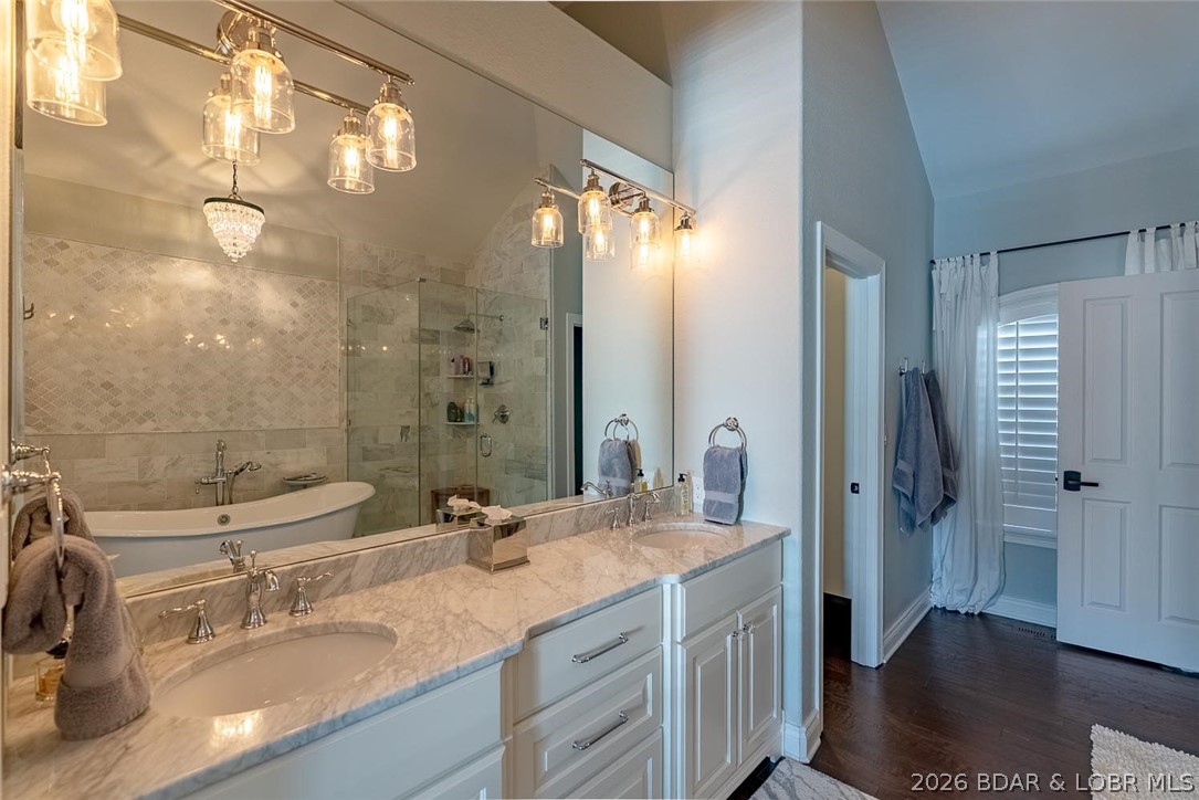 Palisades Point #4 - Residential