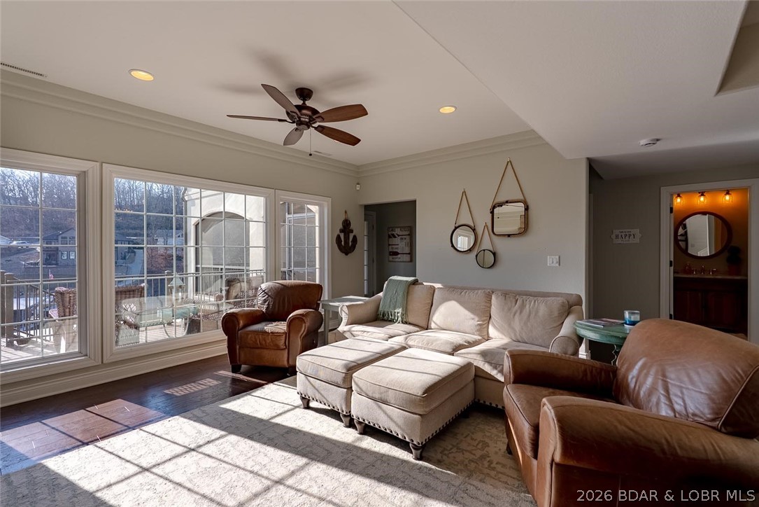 Palisades Point #4 - Residential