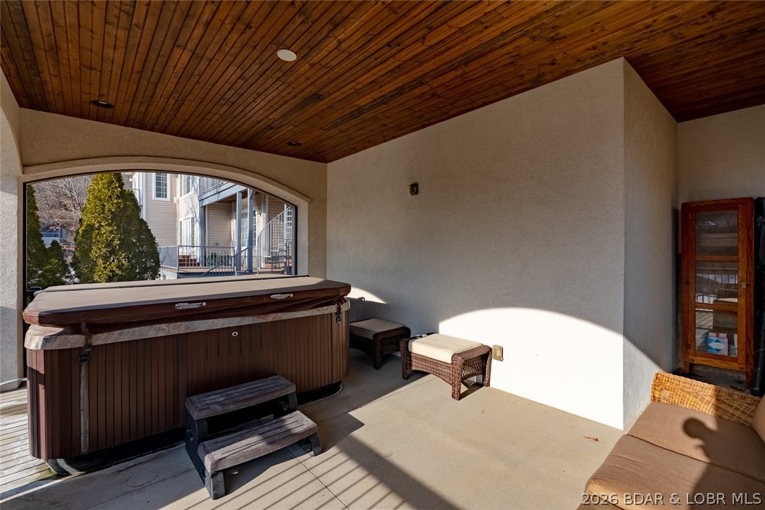 Palisades Point #4 - Residential