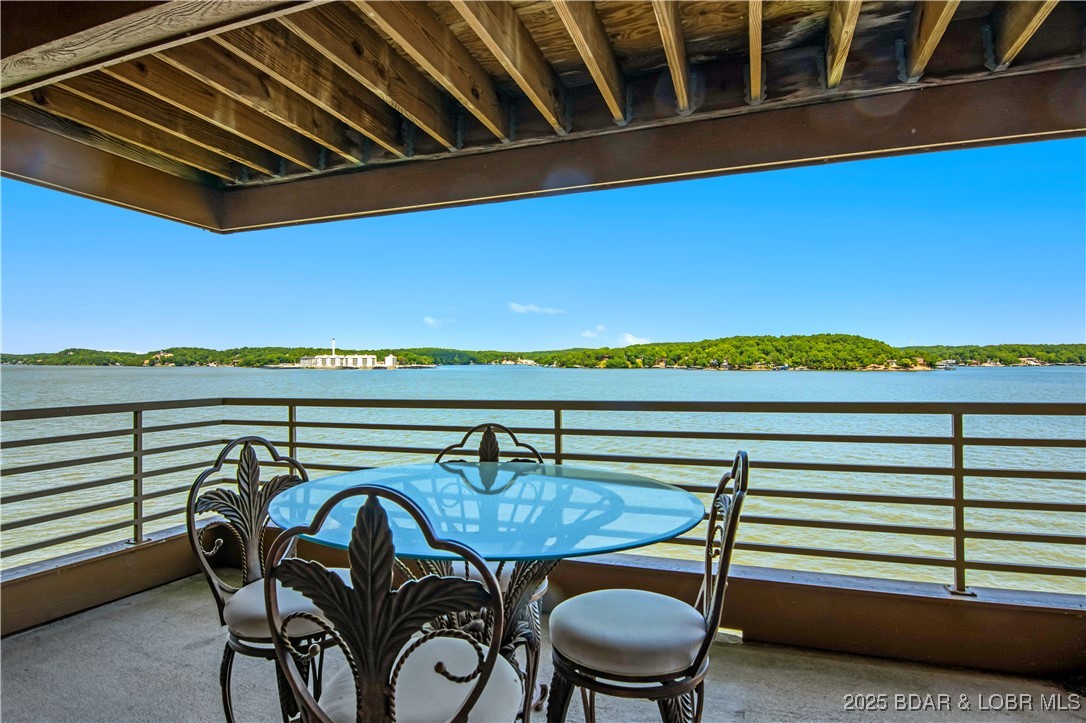 Lake Ozark, Missouri 65049, United States, 3 Bedrooms Bedrooms, ,3 BathroomsBathrooms,Residential,Active,137128