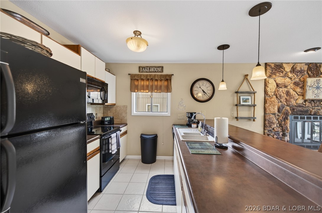 Indian Pointe Condominiums - Residential