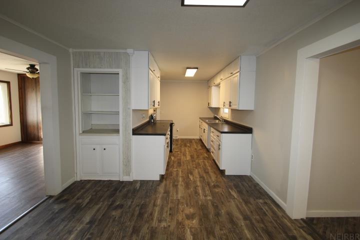 Laporte City, Iowa 50651, United States, 3 Bedrooms Bedrooms, ,2 BathroomsBathrooms,Residential,Pending,86015