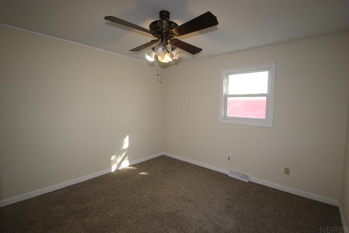 Laporte City, Iowa 50651, United States, 3 Bedrooms Bedrooms, ,2 BathroomsBathrooms,Residential,Pending,86015