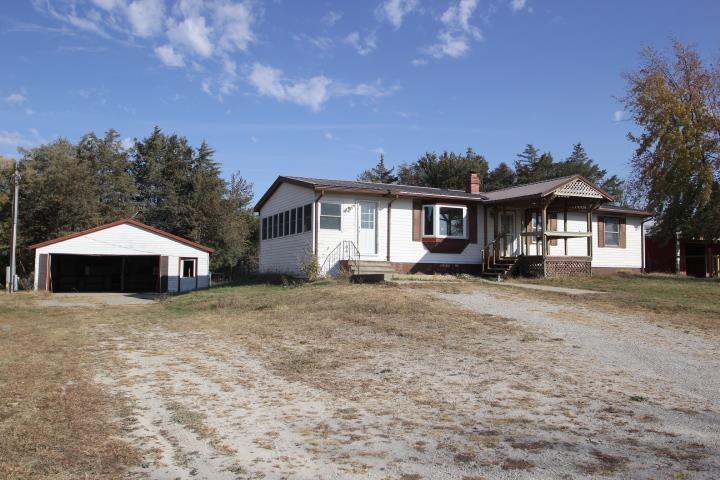 Laporte City, Iowa 50651, United States, 3 Bedrooms Bedrooms, ,2 BathroomsBathrooms,Residential,Pending,86015