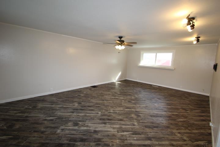 Laporte City, Iowa 50651, United States, 3 Bedrooms Bedrooms, ,2 BathroomsBathrooms,Residential,Pending,86015