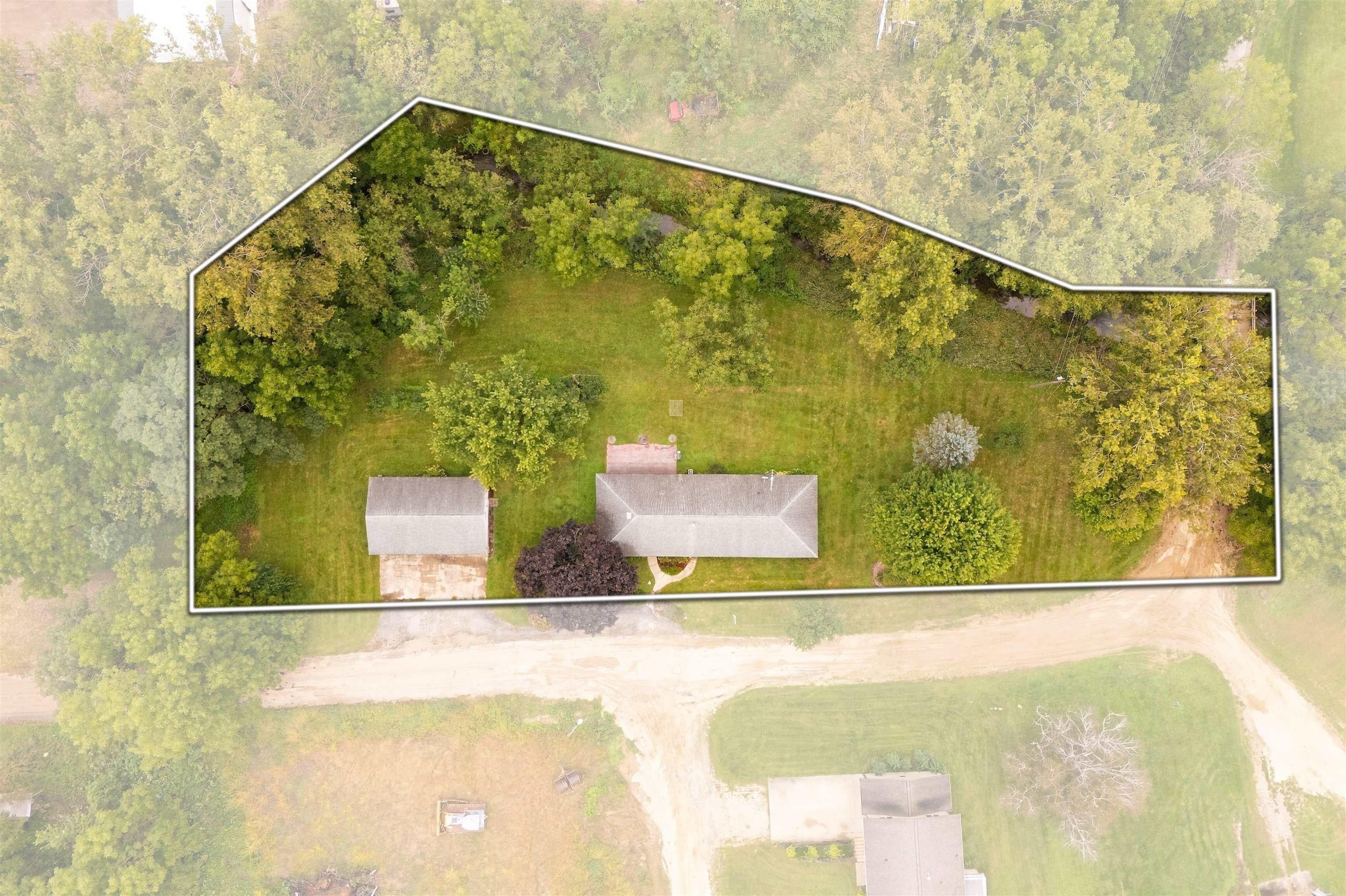 10684 E. Main St - Photo 3