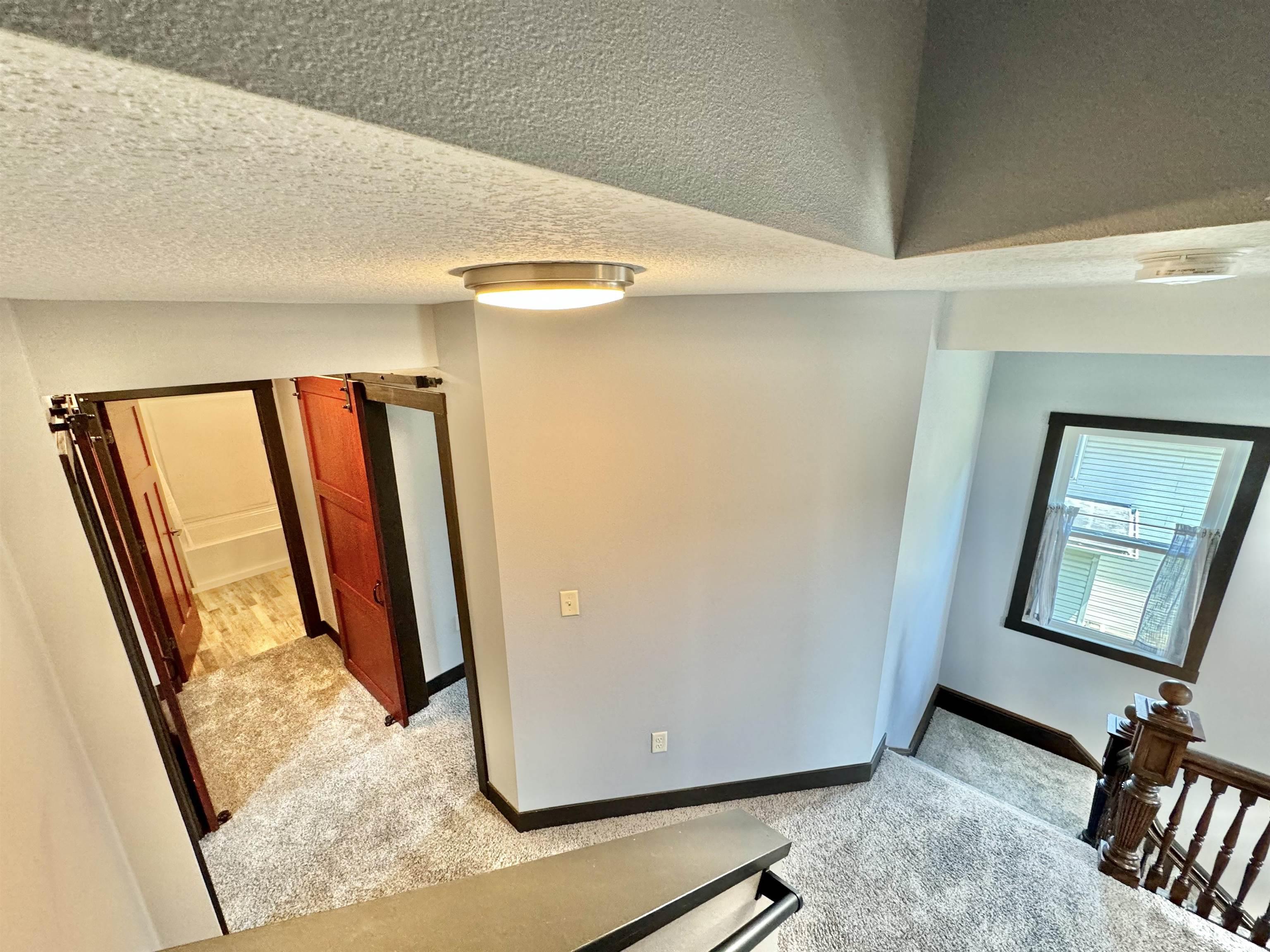 Laporte City, Iowa 50651, United States, 5 Bedrooms Bedrooms, ,2 BathroomsBathrooms,Residential,Pending,54328