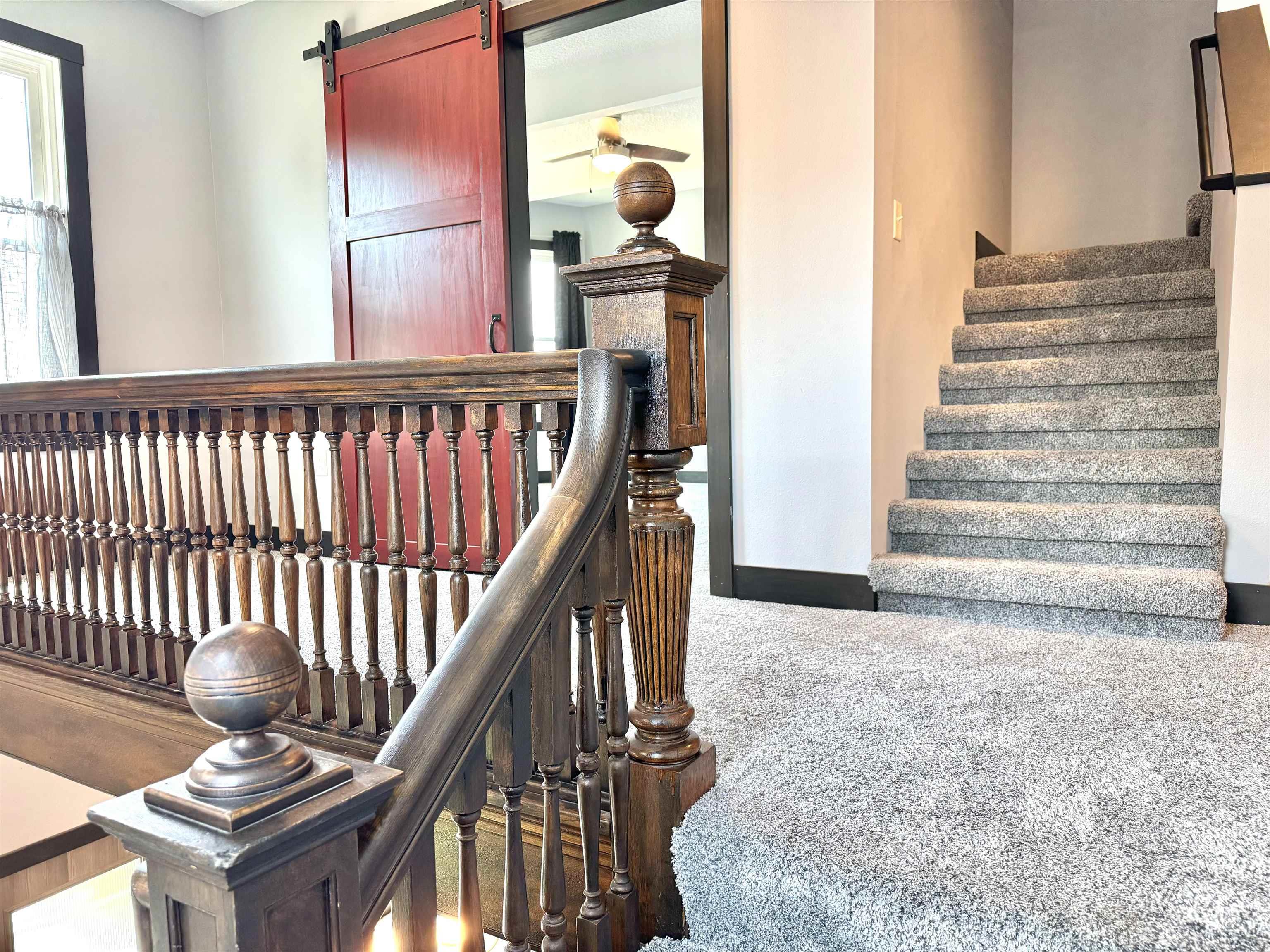 Laporte City, Iowa 50651, United States, 5 Bedrooms Bedrooms, ,2 BathroomsBathrooms,Residential,Pending,54328