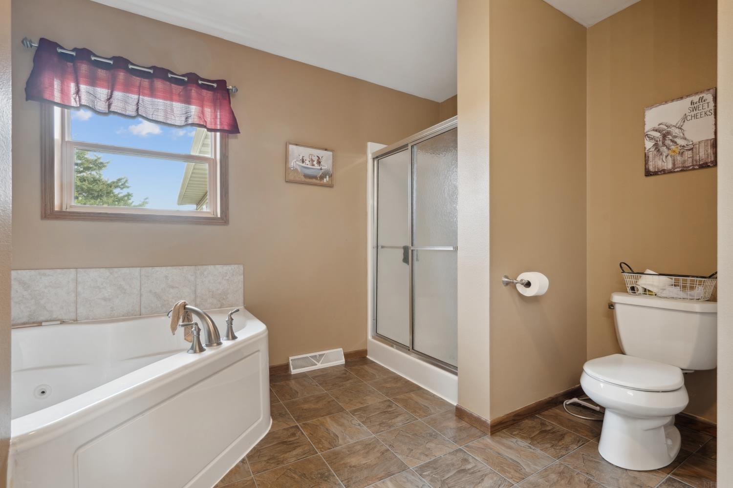 Brandon, Iowa 52210, United States, 4 Bedrooms Bedrooms, ,3 BathroomsBathrooms,Land,Pending,36099