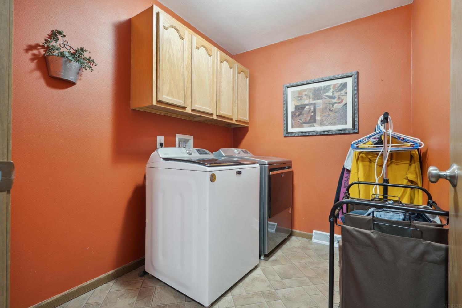 Brandon, Iowa 52210, United States, 4 Bedrooms Bedrooms, ,3 BathroomsBathrooms,Land,Pending,36099