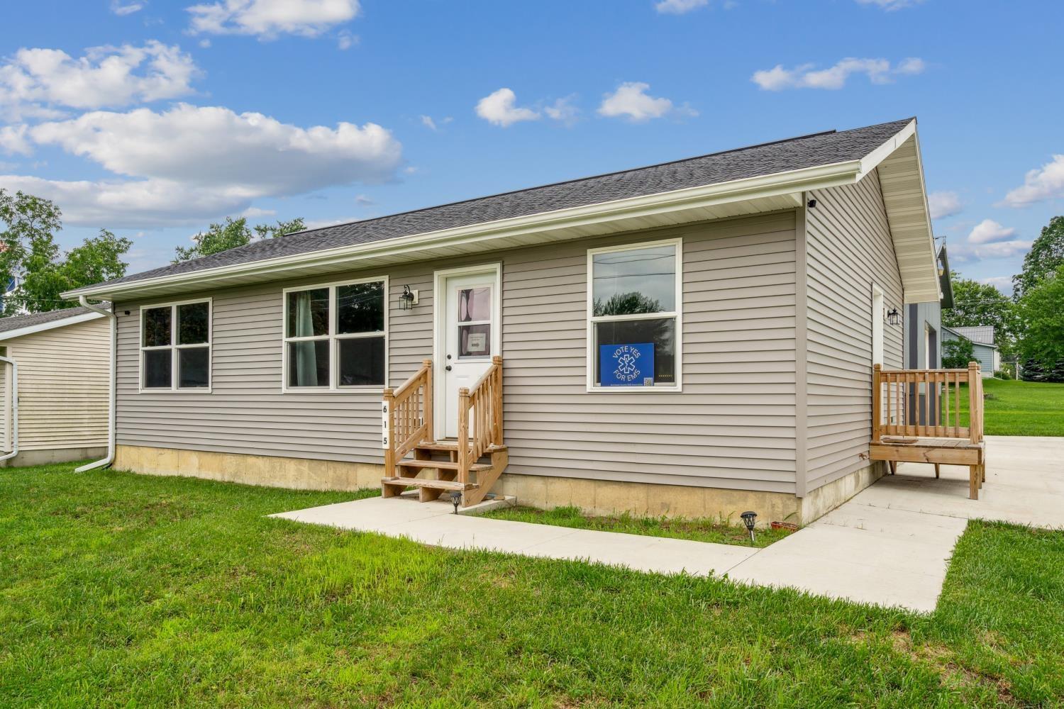 Independence, Iowa 50644, United States, 2 Bedrooms Bedrooms, ,2 BathroomsBathrooms,Residential,Active,177274