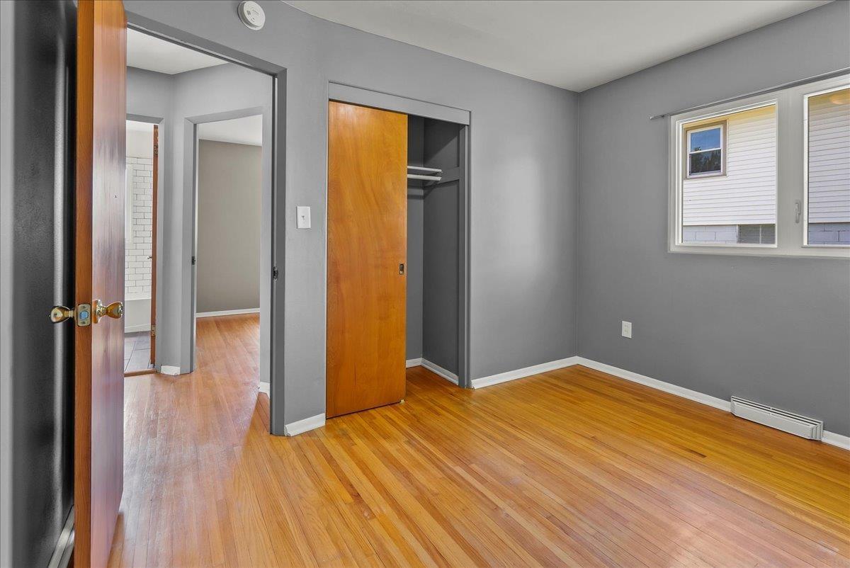 Cedar Falls, Iowa 50613, United States, 4 Bedrooms Bedrooms, ,2 BathroomsBathrooms,Residential,Pending,129036