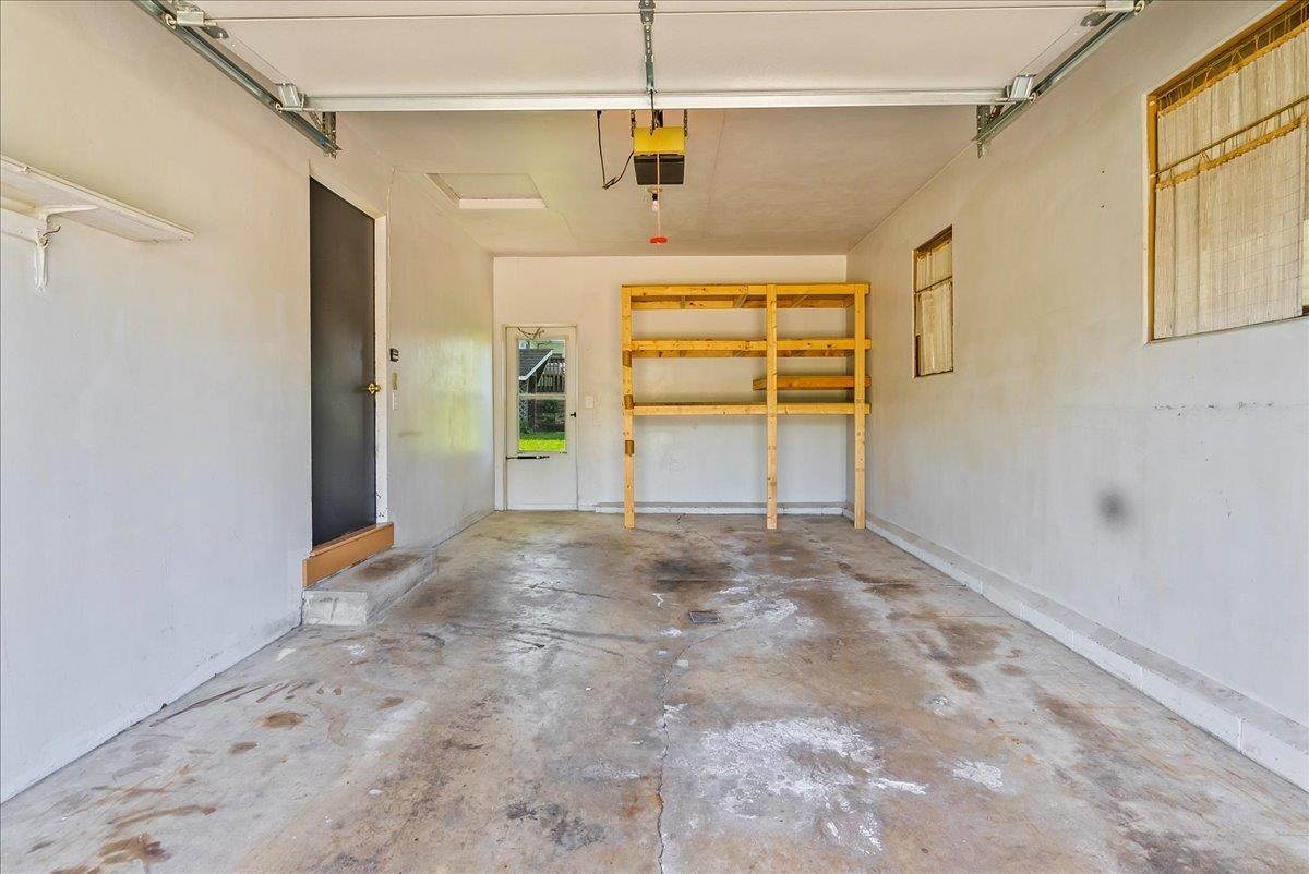 Cedar Falls, Iowa 50613, United States, 4 Bedrooms Bedrooms, ,2 BathroomsBathrooms,Residential,Pending,129036