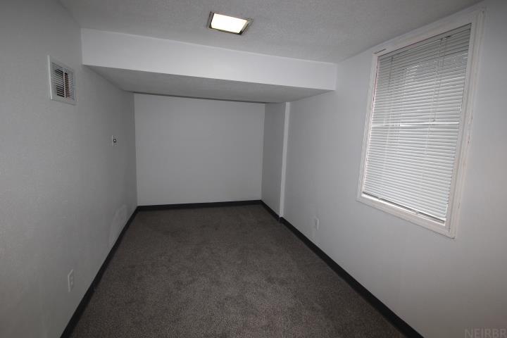 Waterloo, Iowa 50702, United States, 3 Bedrooms Bedrooms, ,1 BathroomBathrooms,Residential,Active,176553