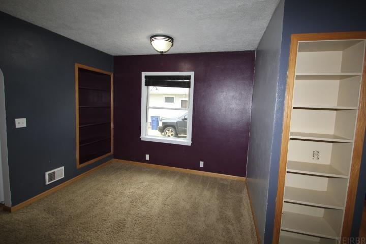 Waterloo, Iowa 50702, United States, 3 Bedrooms Bedrooms, ,1 BathroomBathrooms,Residential,Active,176553