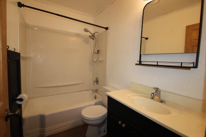 Waterloo, Iowa 50702, United States, 3 Bedrooms Bedrooms, ,1 BathroomBathrooms,Residential,Active,176553