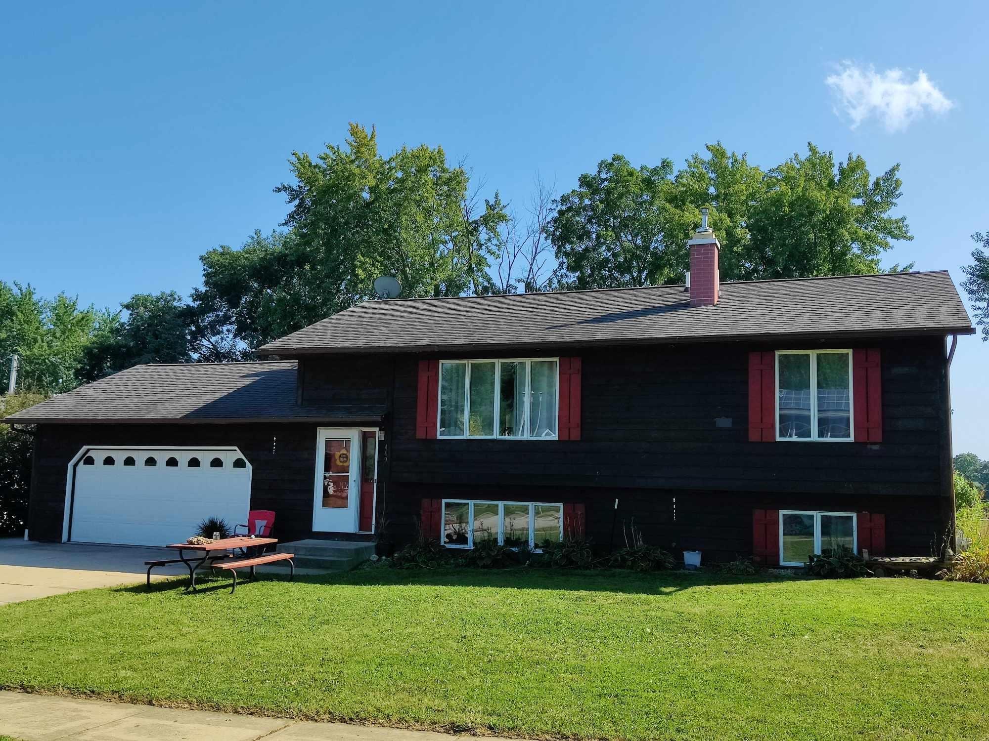 409 Twin View Drive