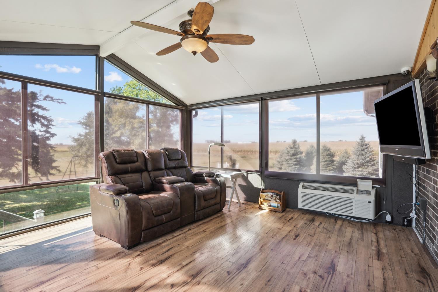 Independence, Iowa 50644, United States, 3 Bedrooms Bedrooms, ,2 BathroomsBathrooms,Land,Active,88448