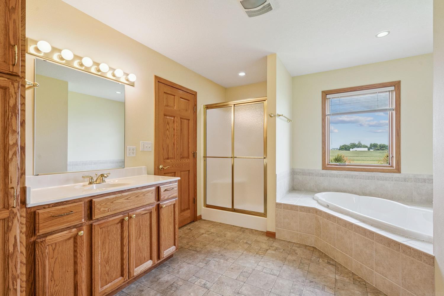 Independence, Iowa 50644, United States, 5 Bedrooms Bedrooms, ,4 BathroomsBathrooms,Land,Pending,190696