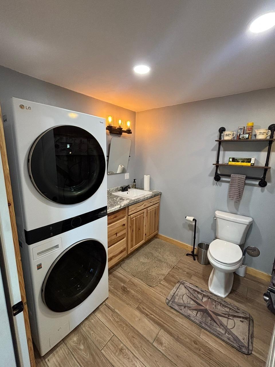 Rowley, Iowa 52329, United States, 2 Bedrooms Bedrooms, ,1 BathroomBathrooms,Land,Active,187769