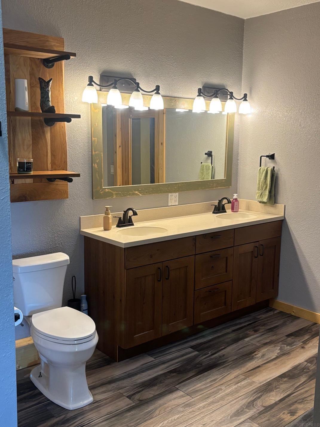 Rowley, Iowa 52329, United States, 2 Bedrooms Bedrooms, ,1 BathroomBathrooms,Land,Active,187769