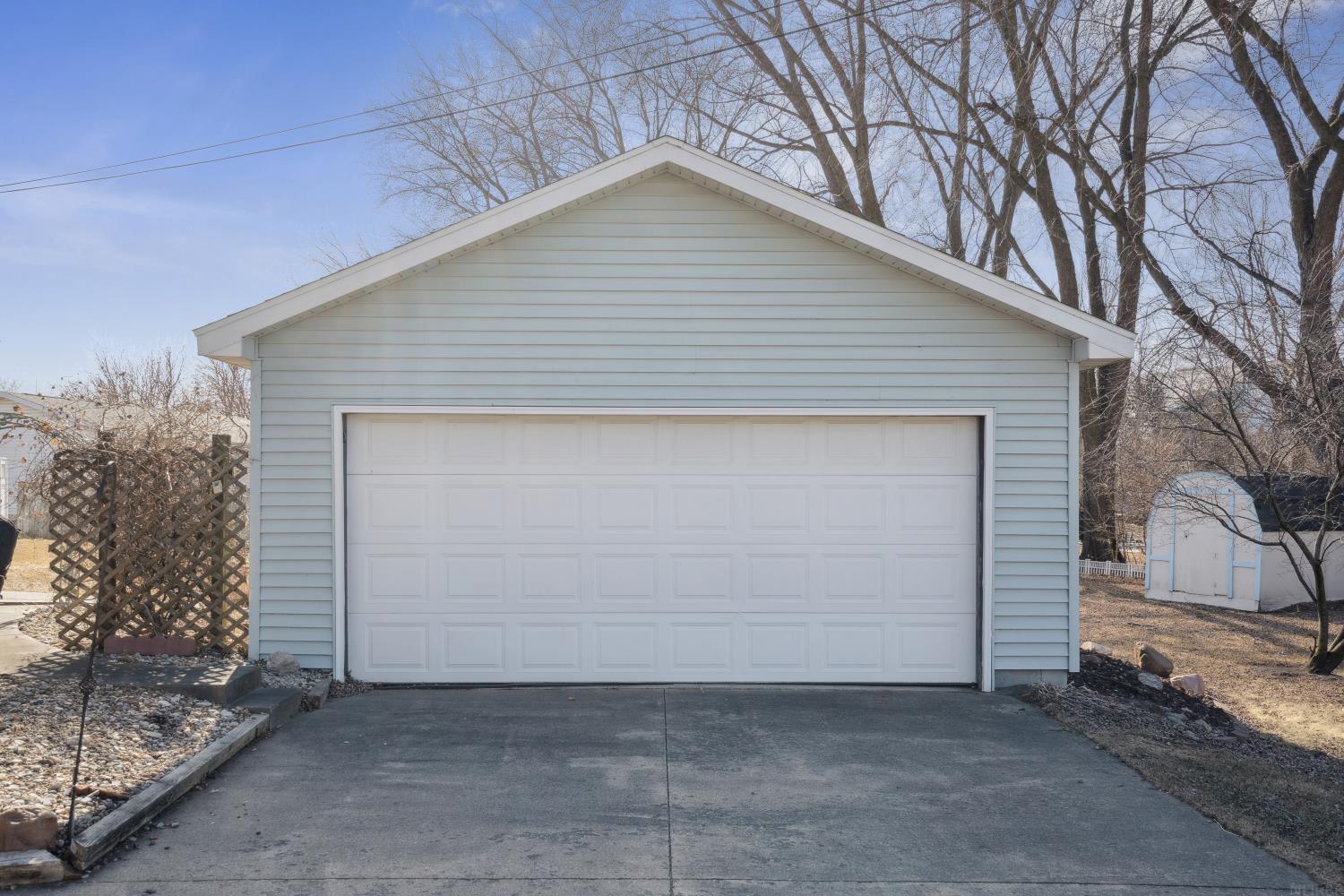 Independence, Iowa 50644, United States, 3 Bedrooms Bedrooms, ,1 BathroomBathrooms,Residential,Pending,6233