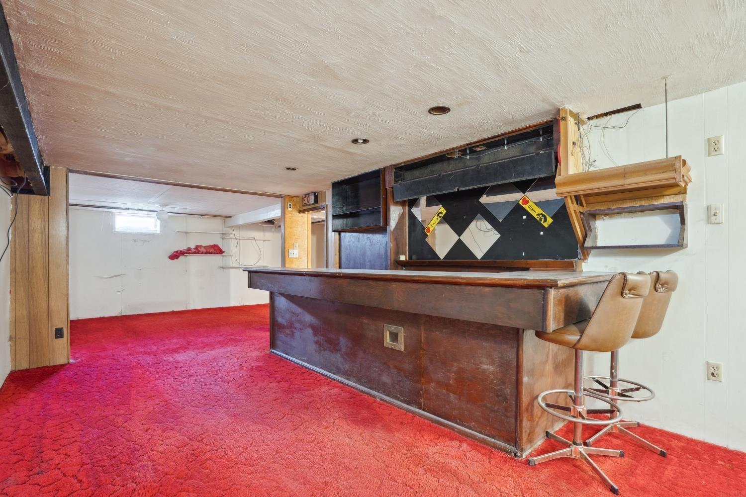 Independence, Iowa 50644, United States, 3 Bedrooms Bedrooms, ,1 BathroomBathrooms,Residential,Pending,6233