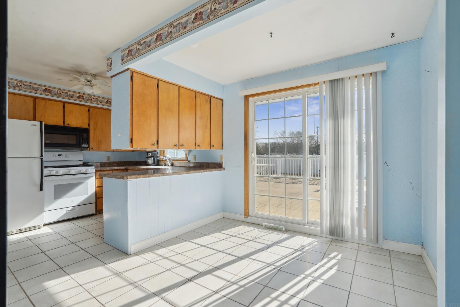 Independence, Iowa 50644, United States, 3 Bedrooms Bedrooms, ,1 BathroomBathrooms,Residential,Pending,6233