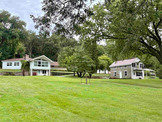2166 POLE LINE RD, DECORAH, IA 52101 - Image 2a9c8a8e9d4835553379c0bc498ca2b6/4047846852