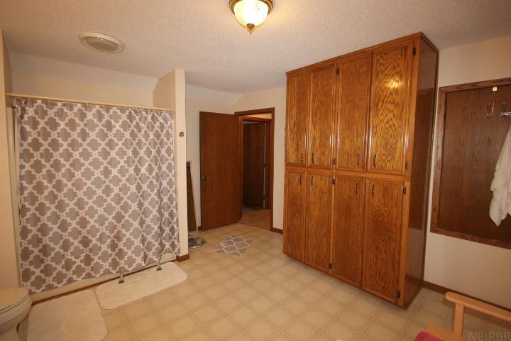 Dike, Iowa 50624, United States, 5 Bedrooms Bedrooms, ,2 BathroomsBathrooms,Residential,Active,195860