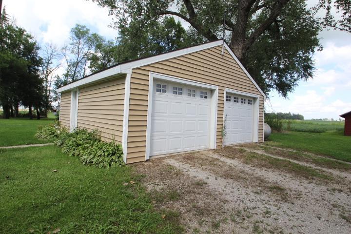 Dike, Iowa 50624, United States, 5 Bedrooms Bedrooms, ,2 BathroomsBathrooms,Residential,Active,195860