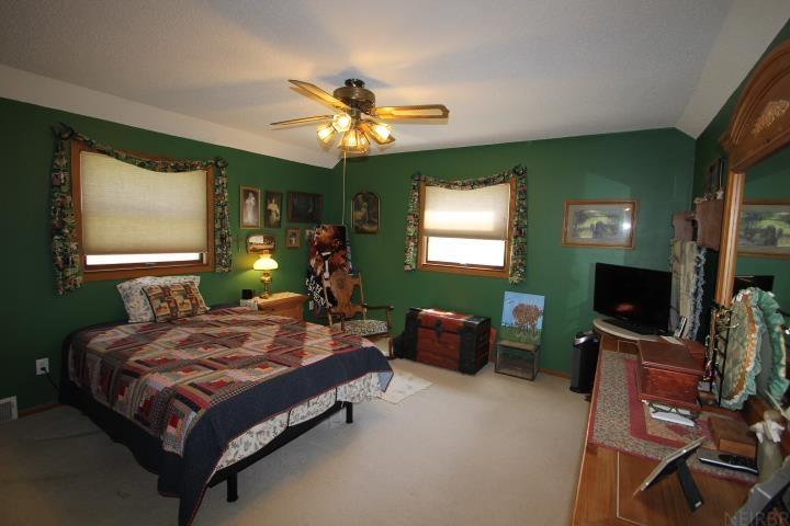 Dike, Iowa 50624, United States, 5 Bedrooms Bedrooms, ,2 BathroomsBathrooms,Residential,Active,195860