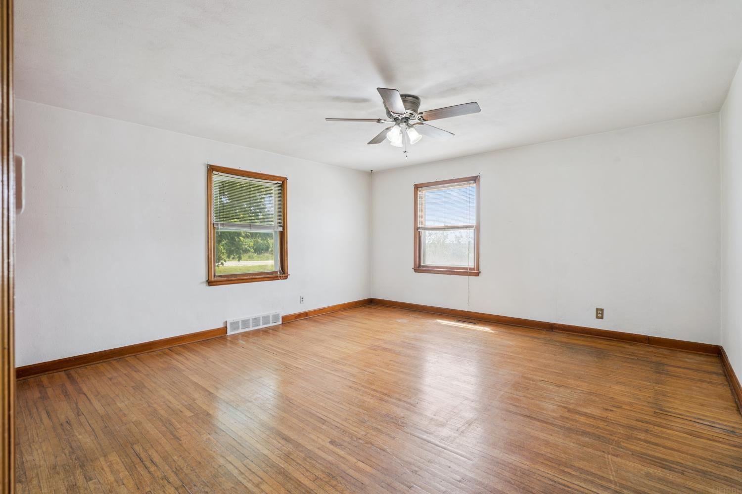 Independence, Iowa 50644, United States, 3 Bedrooms Bedrooms, ,1 BathroomBathrooms,Residential,Pending,186410