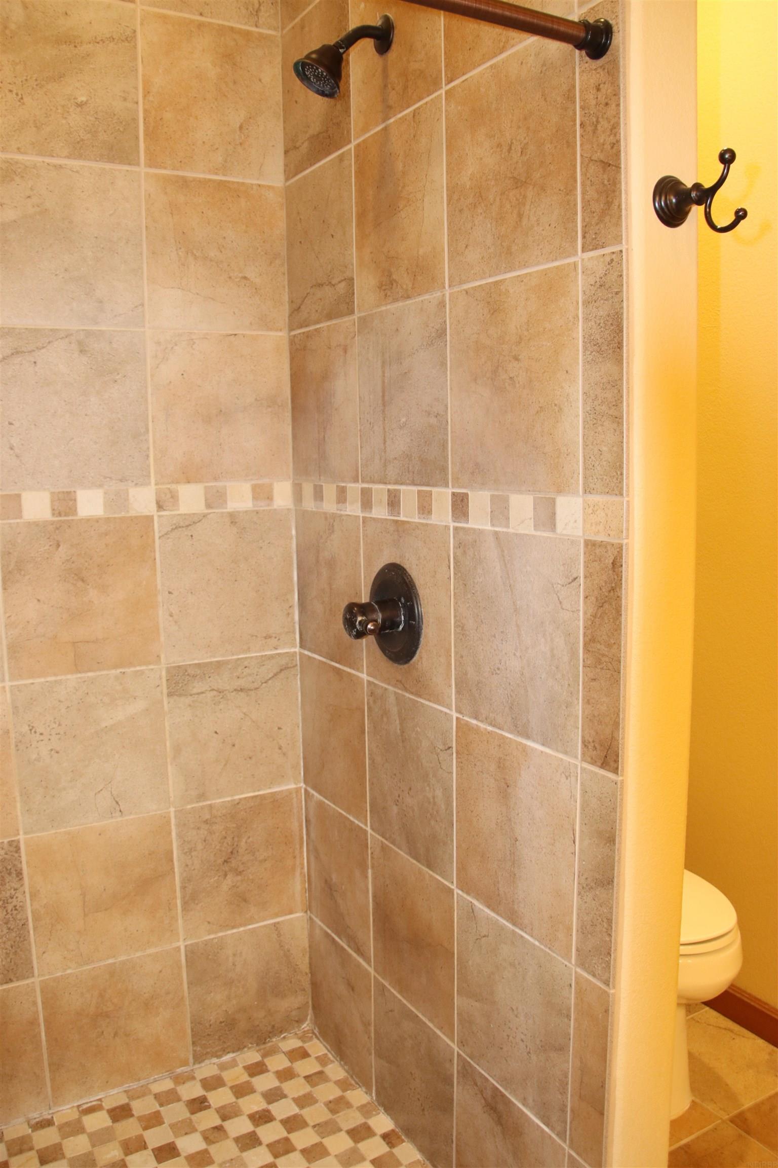 Cedar Falls, Iowa 50613, United States, 3 Bedrooms Bedrooms, ,3 BathroomsBathrooms,Residential,Active,241049