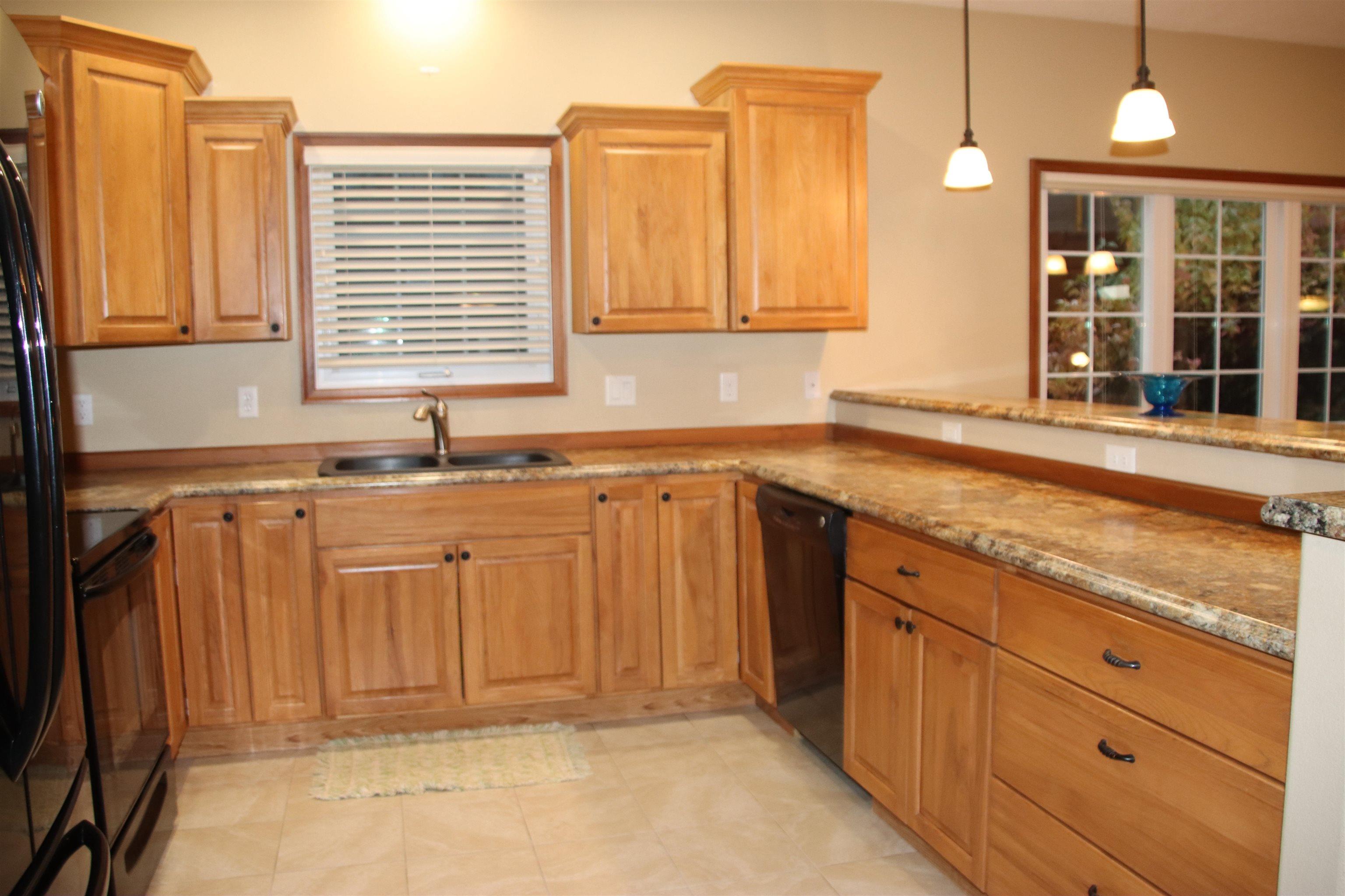 Cedar Falls, Iowa 50613, United States, 3 Bedrooms Bedrooms, ,3 BathroomsBathrooms,Residential,Active,241049