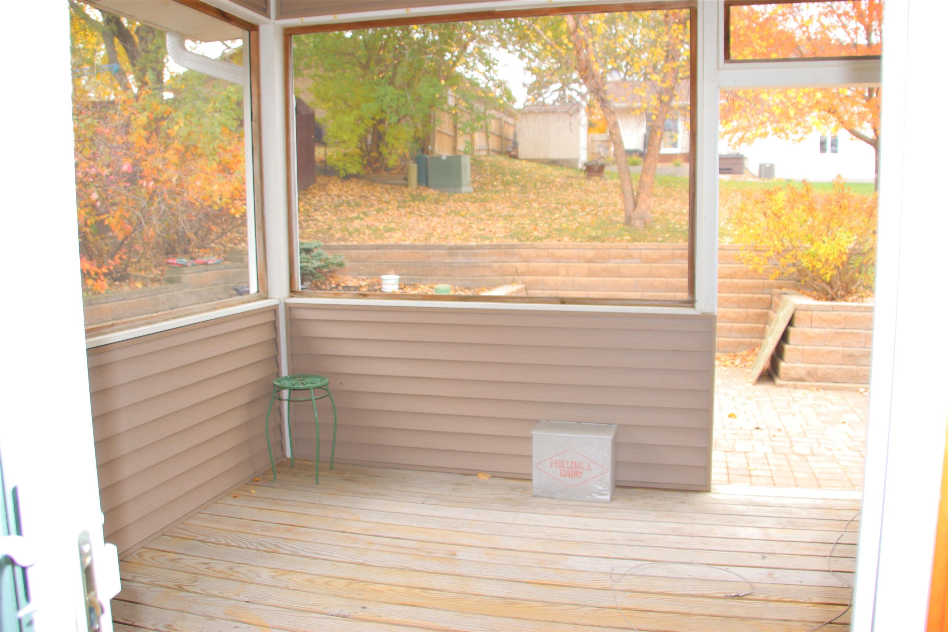 Cedar Falls, Iowa 50613, United States, 3 Bedrooms Bedrooms, ,3 BathroomsBathrooms,Residential,Active,241049