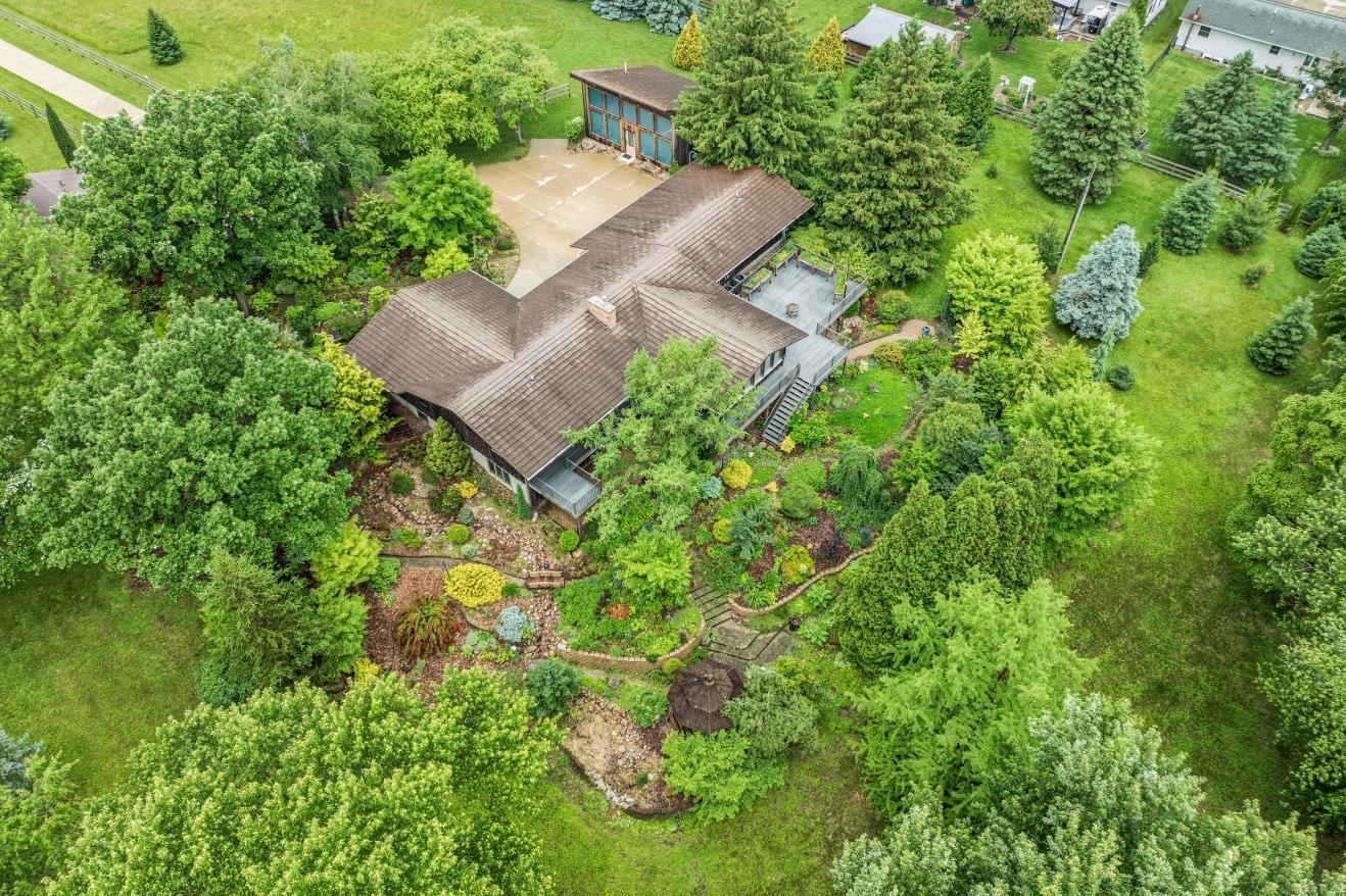 Independence, Iowa 50644, United States, 5 Bedrooms Bedrooms, ,3 BathroomsBathrooms,Residential,Active,144387