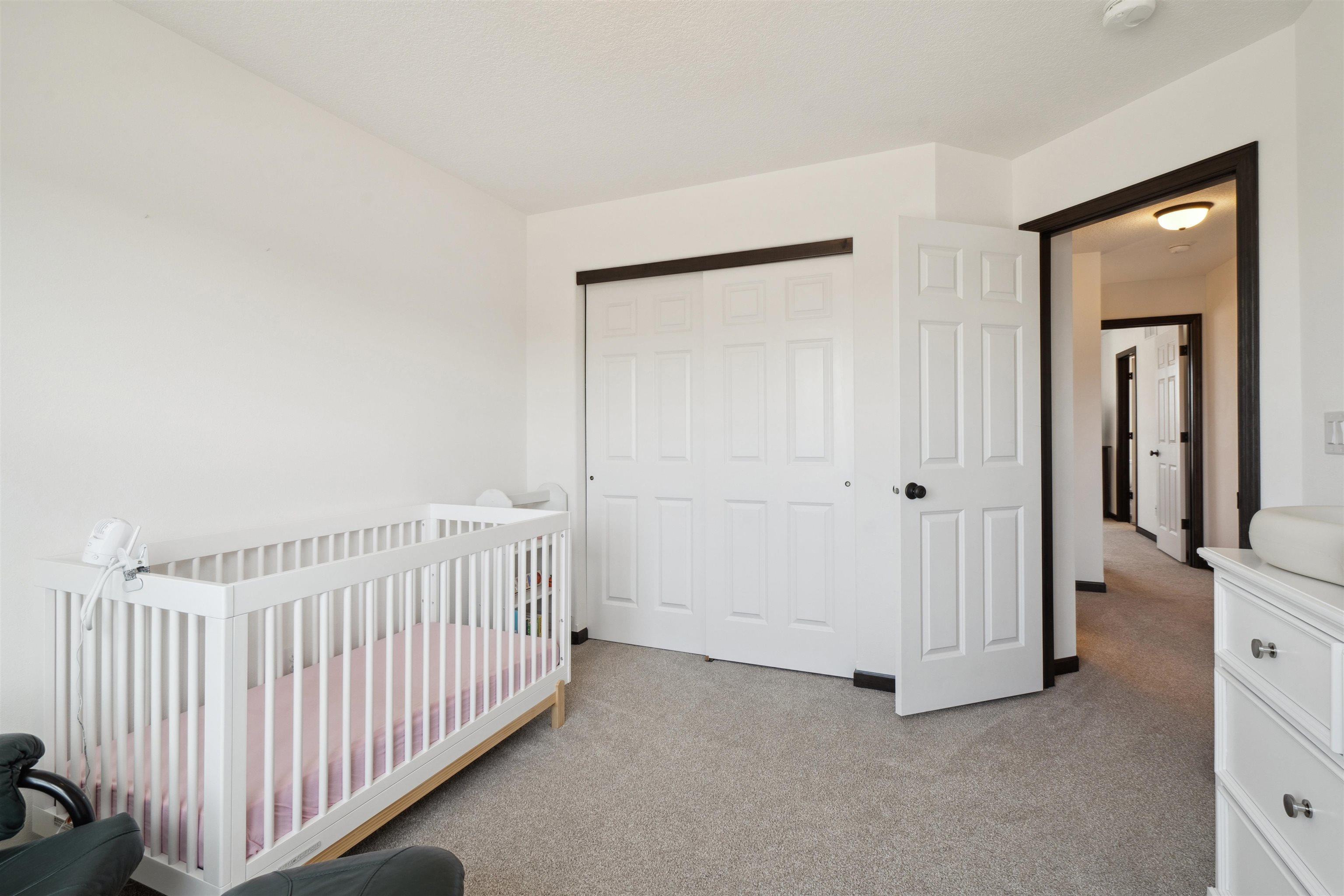 Waverly, Iowa 50677, United States, 3 Bedrooms Bedrooms, ,2 BathroomsBathrooms,Residential,Active,5833