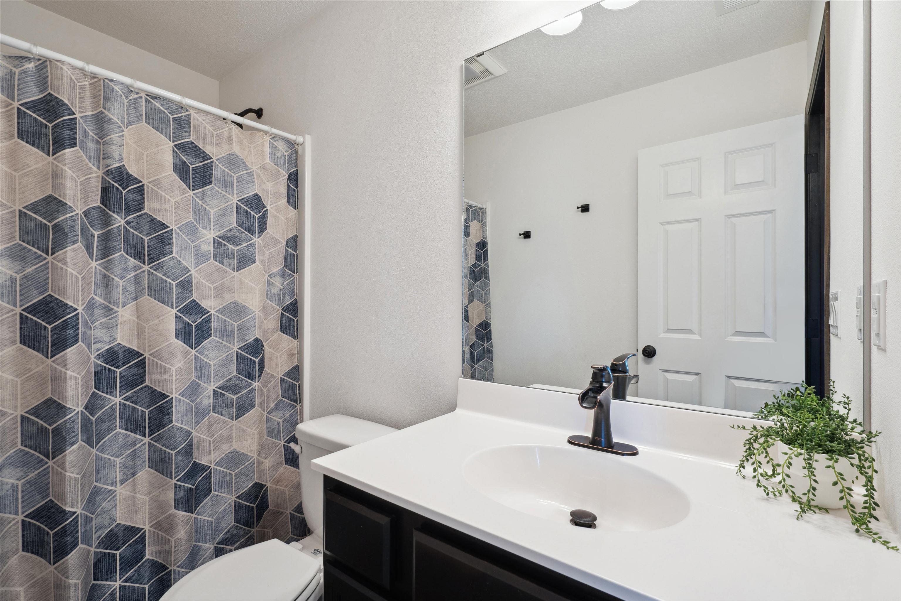 Waverly, Iowa 50677, United States, 3 Bedrooms Bedrooms, ,2 BathroomsBathrooms,Residential,Active,5833