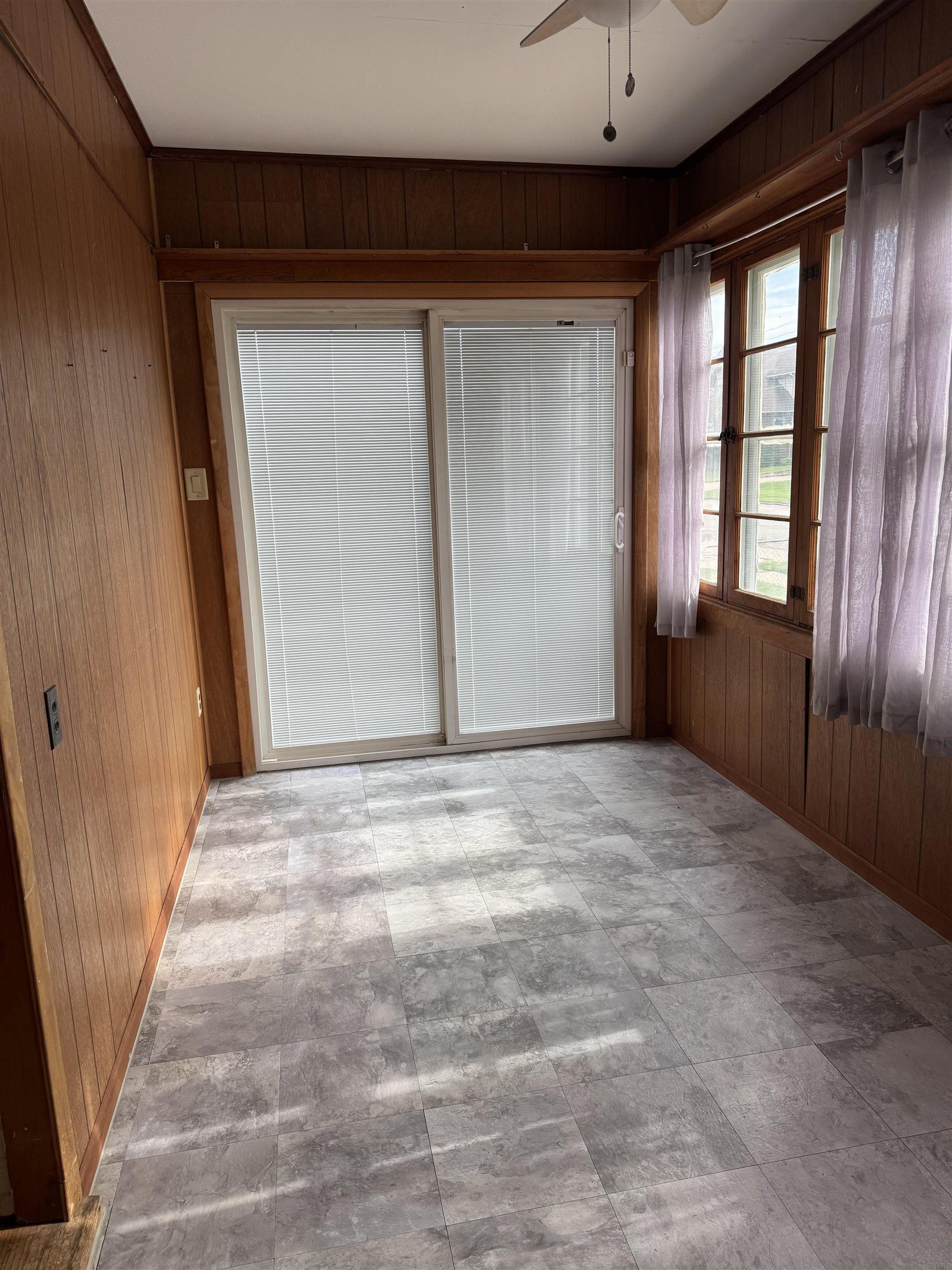 Dysart, Iowa 52224, United States, 3 Bedrooms Bedrooms, ,3 BathroomsBathrooms,Residential,Active,229334