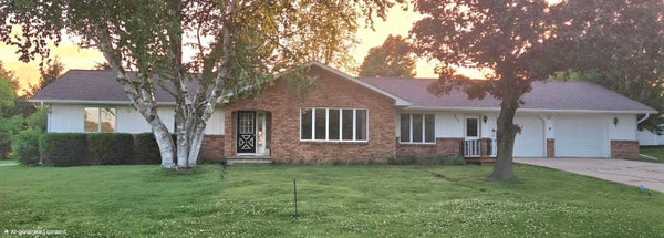 411 WESTWOOD AVE, STRAWBERRY POINT, IA 52076 - Image 3f920f71afa45c8c2eb772ff4ebdbaf6/2561973788