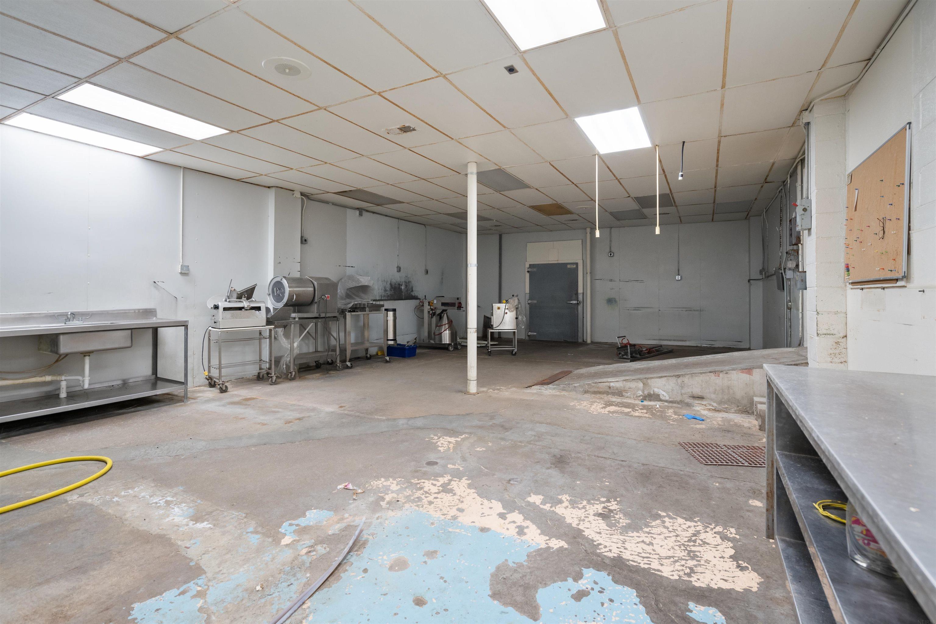 Waterloo, Iowa 50703, United States, ,Commercial,Pending,28954